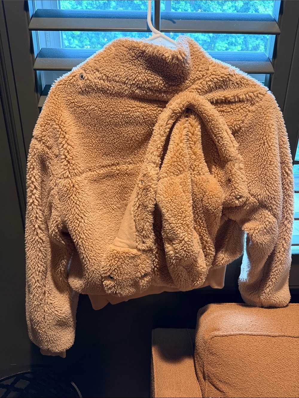 Alo Women’s Faux-Sherpa Zip Jacket - Camel - Picture 2 of 4